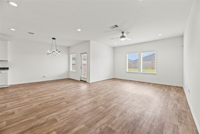 Photo - 2815 Magnolia Blossom Ln
