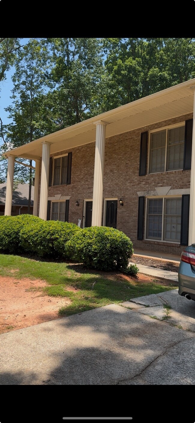 Photo - 2591 Golfview Ter SE Townhome