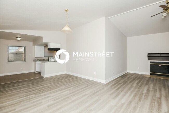 3 Bedroom Pet-Friendly Home in Irving, TX with Main Street Renewal