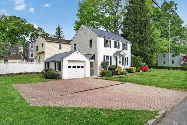 Photo - 155 White Rd