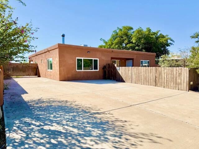 Photo - 2433 Valencia Dr NE