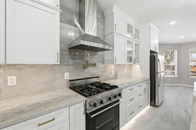 Photo - 4433 English Oak Dr