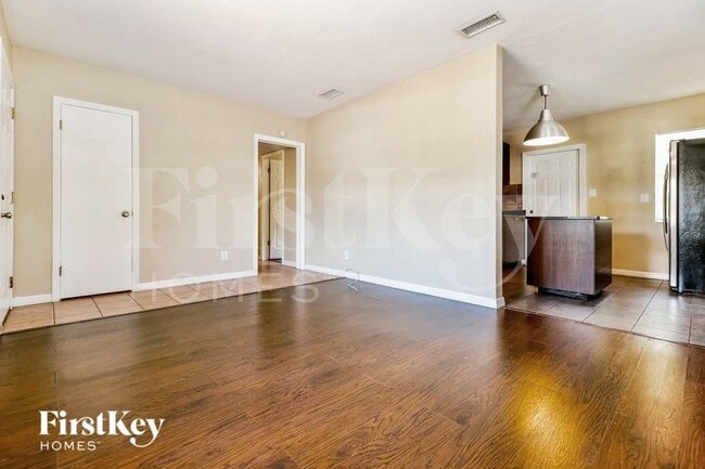 Photo - 1240 Stockton Dr