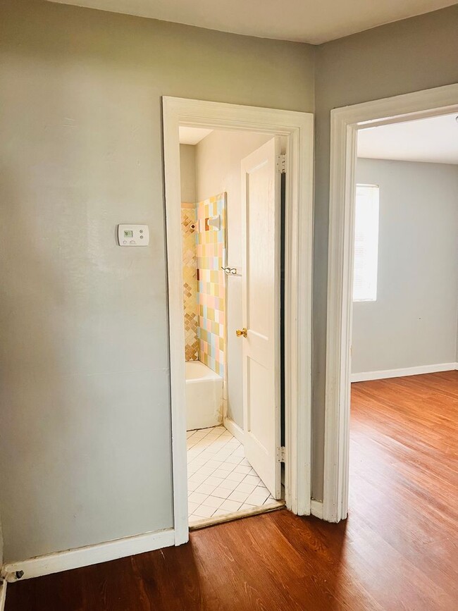 Photo - 2 Bedroom, 1 Bath in West Columbia