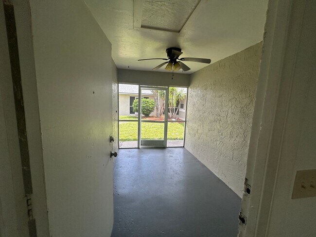 Photo - Spacious 2/2  off Del Prado Blvd Unit 3331 SE 15th Place-4