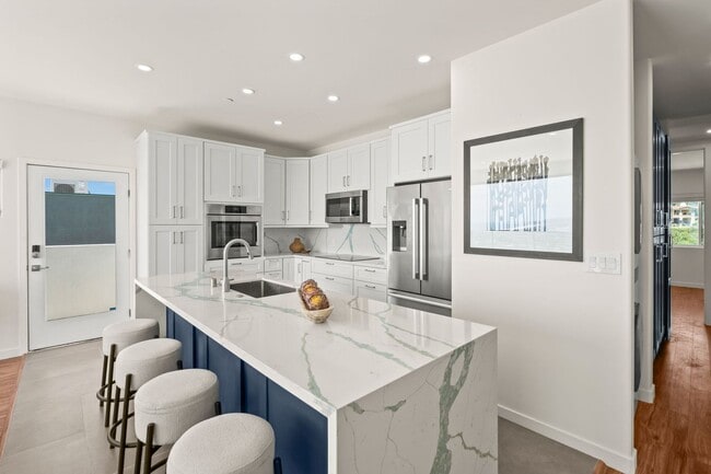 Photo - 1251-1253 Van Nuys St Unidad 1251 Van Nuys Street