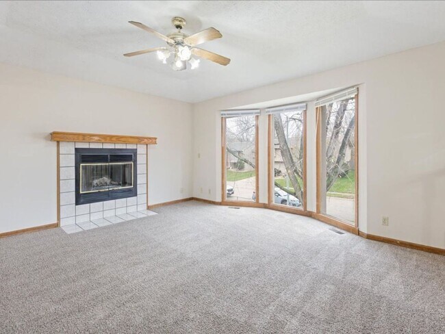 Photo - 3 bedroom , 2 bathroom House - Coming Soon