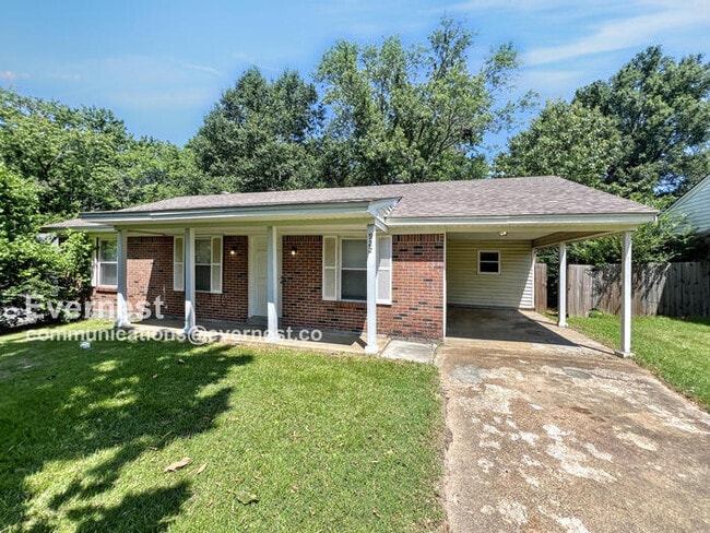 Building Photo - 922 Woodburne Pl Rental