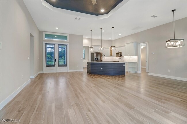 Building Photo - 4641 Santiago Ln