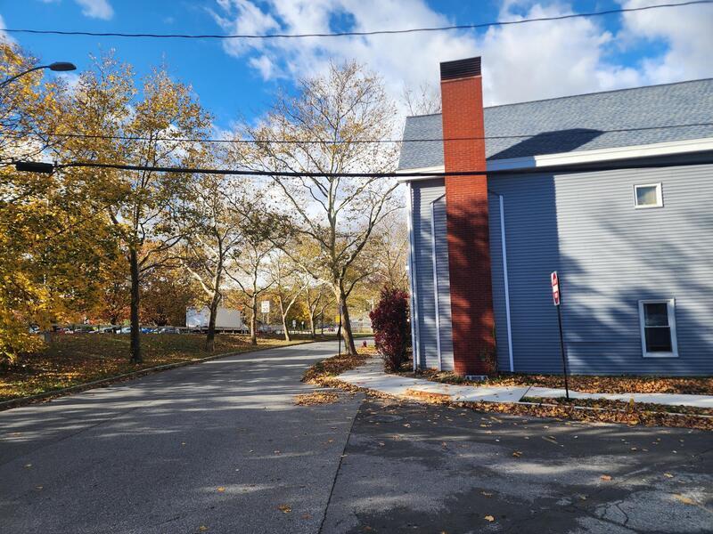 Photo - 67 S Clover St