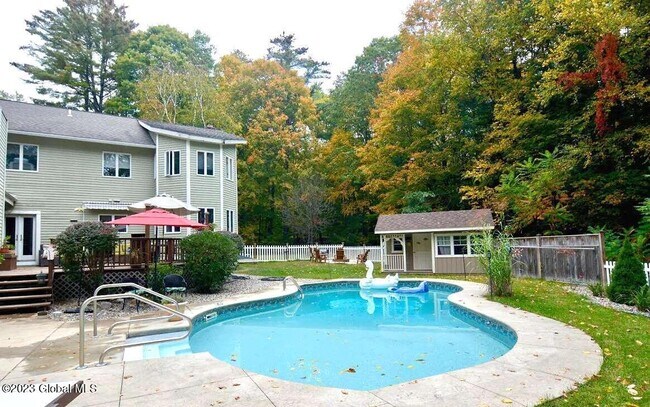 Photo - 4 Granite Lake Dr