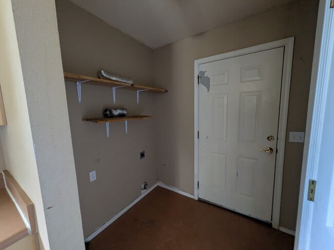 Photo - 1420 Azalea Dr