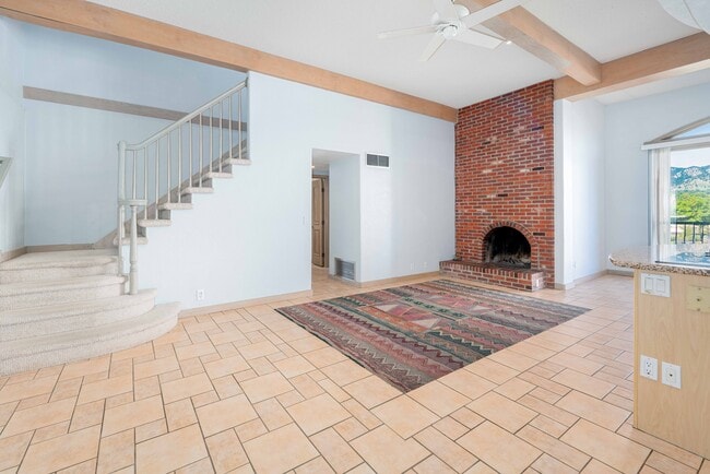 Photo - 805 29th St Unidad 561