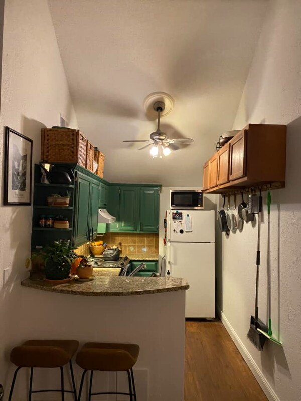 Photo - 1111 W 46th St Unit #20