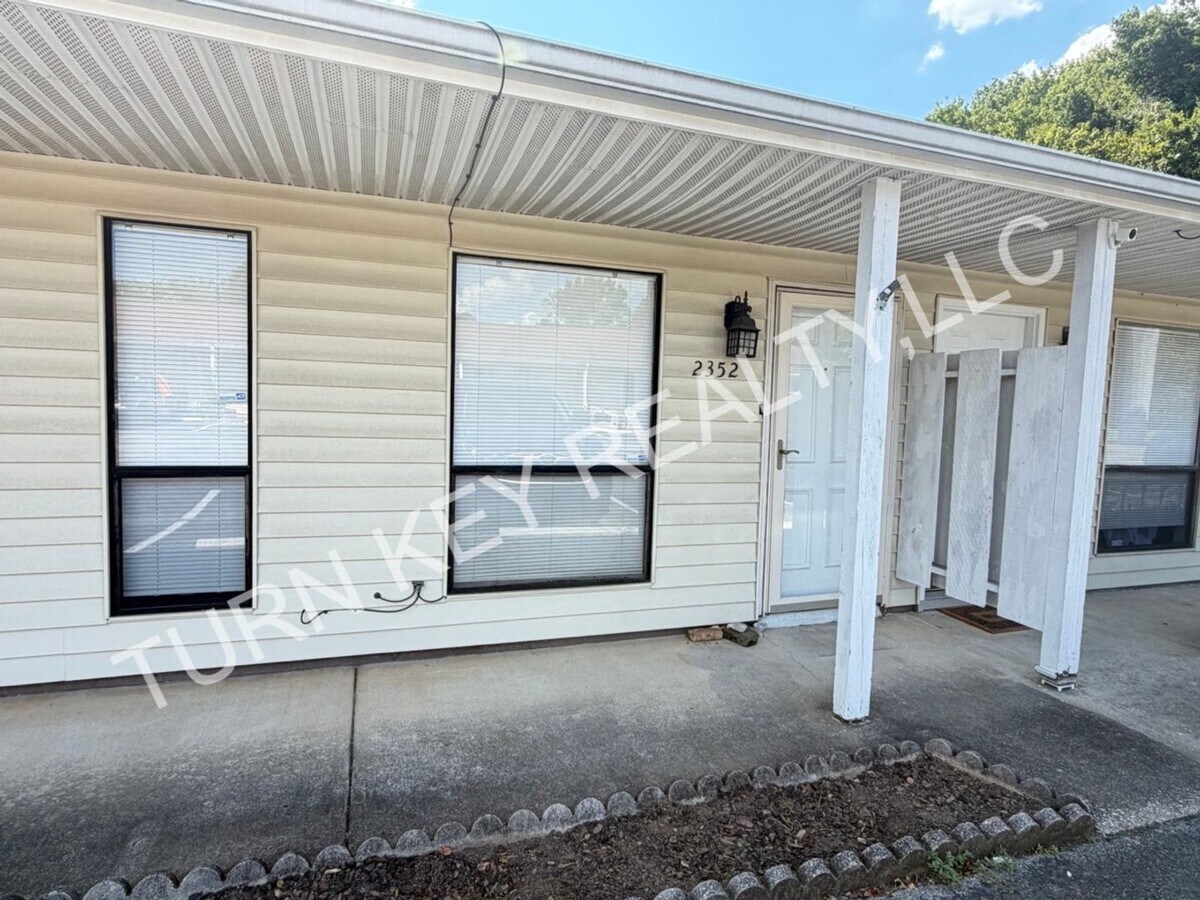 Photo - 2352 Grayson Valley Dr