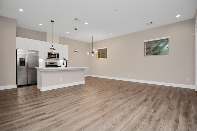 Photo - 1235 W Tidwell Rd