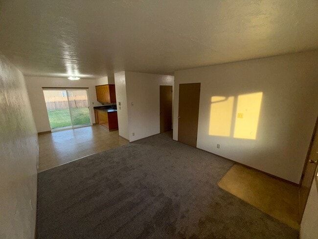 Photo - 170-190 Dahlia Street, Yamhill Unit 190