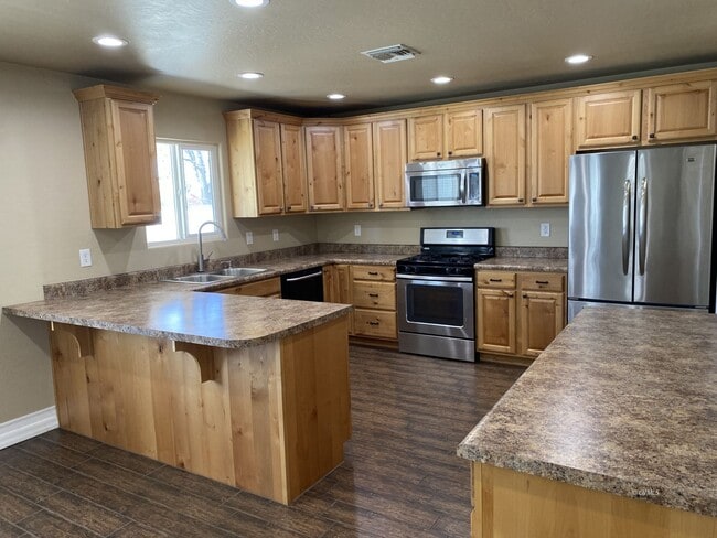 Photo - 700 N 1st Ave