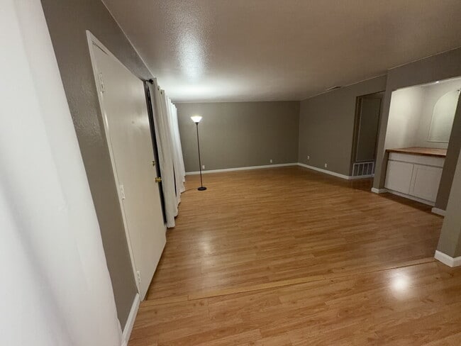 1000 Central Ave Unit 8