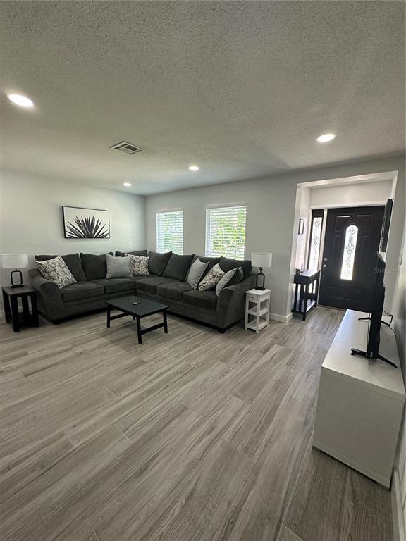 Photo - 10591 110th Way