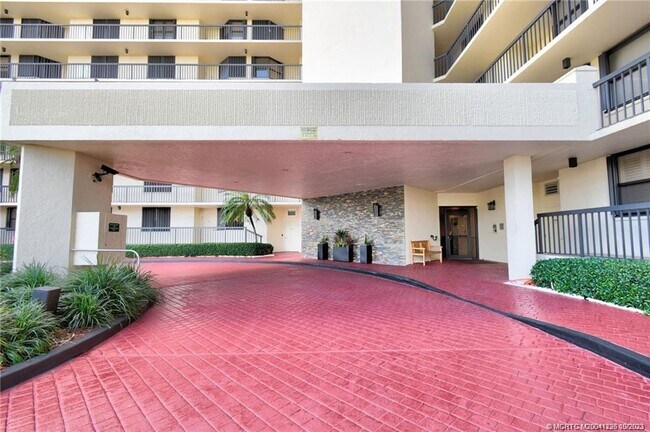 Photo - 9500 S Ocean Dr Condo Unit 809