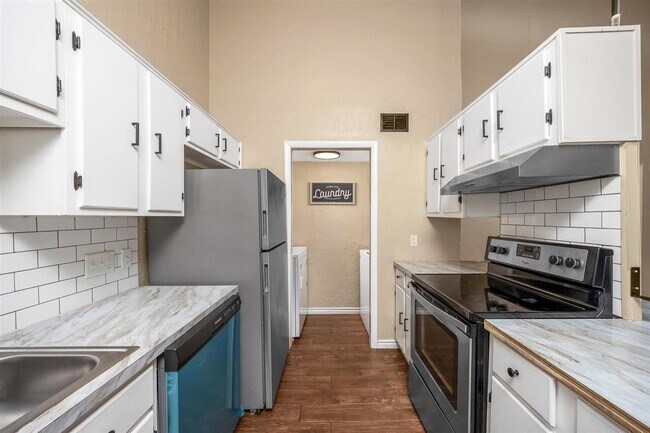 1113 NW 52nd Cir