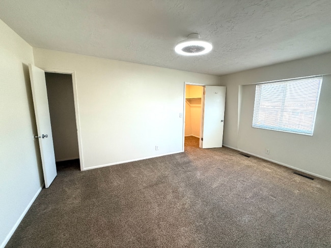 Photo - 4570 S 200 E Unidad 11B