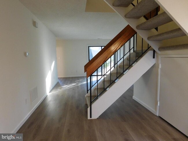 Photo - 2130 Cartwright Pl