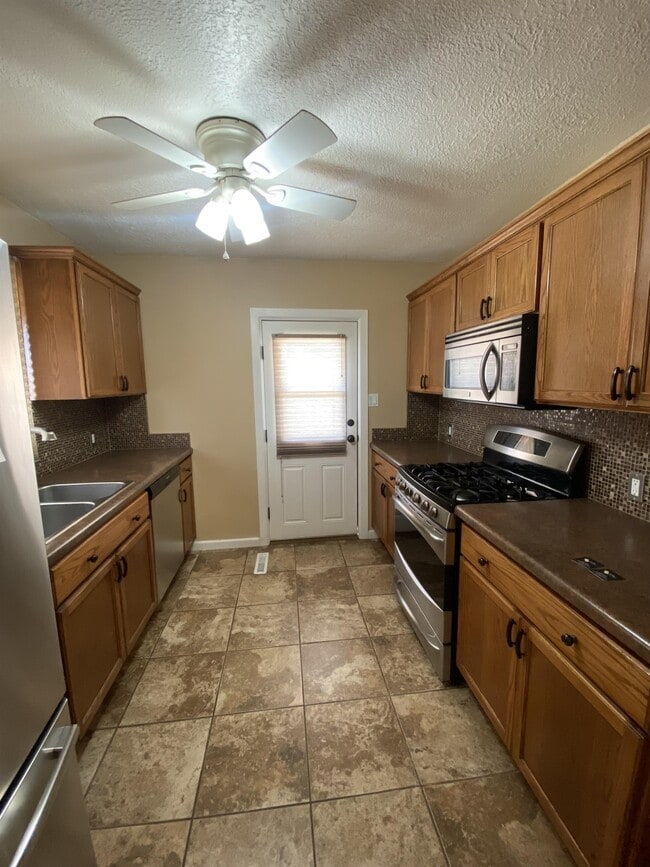 Photo - 2701 Monk Ct NW