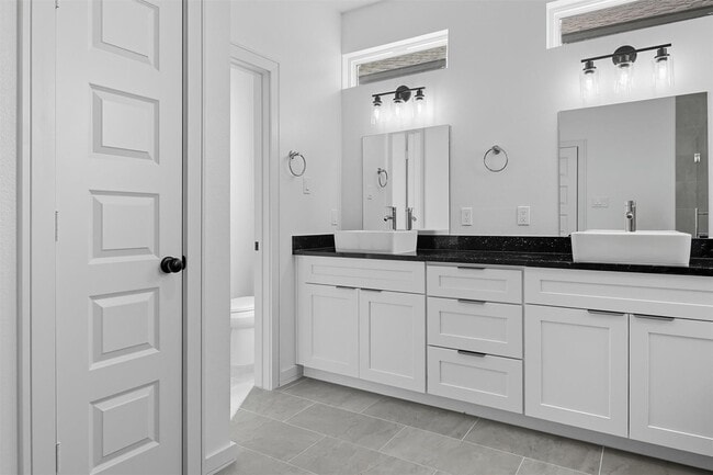 Photo - 2929 El Fenice Ln