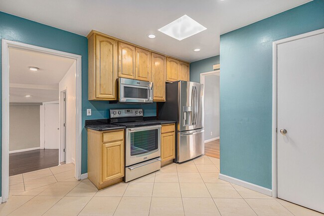 Photo - 19133 Times Ave