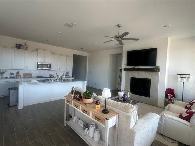 Photo - 536 Breeds Hl Rd