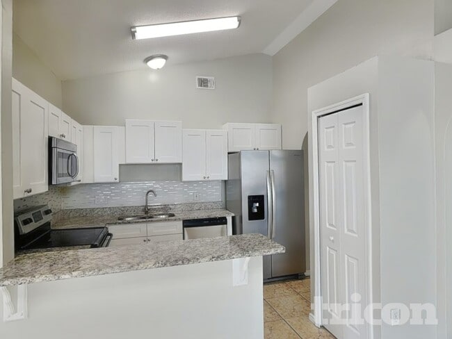 Photo - 12617 Parkbury Dr