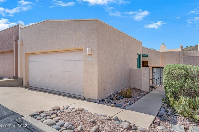 Photo - 4992 N Valle Rd