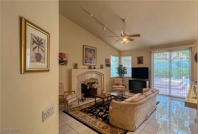 Photo - 1609 Windsford Cir