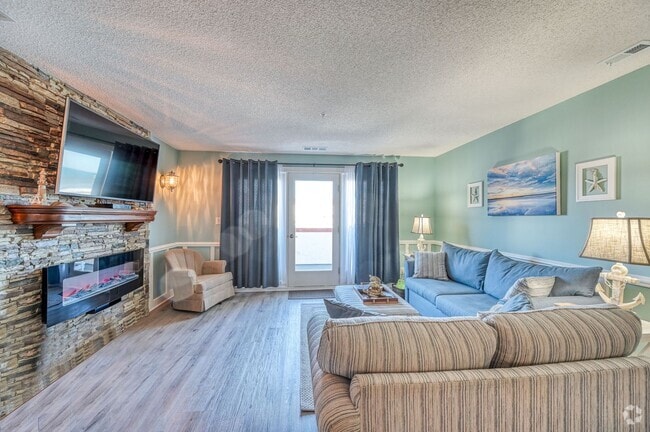 Building Photo - FURNISHED OFF-SEASON MONTHLY RENTAL-STARTI...