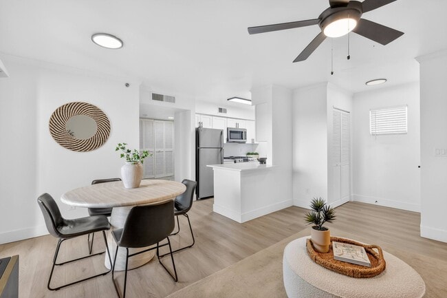 Building Photo - The Jax