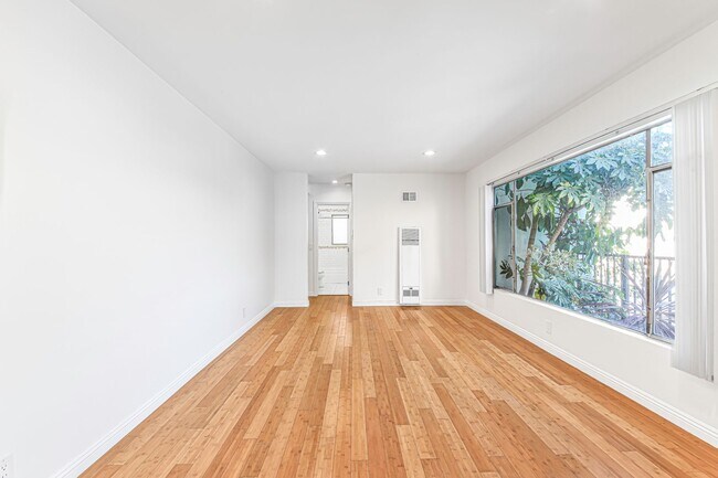 Photo - 809 Flora Dr Unidad 04