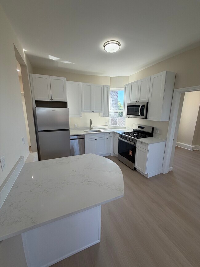 Photo - 20 63rd St