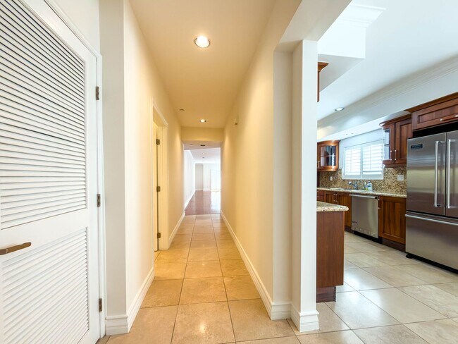 Photo - Spacious 3BR Condo with Luxury Finishes in Brentwood! Unit 302