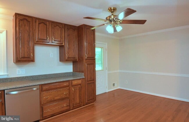 Photo - 6411 Whippany Way