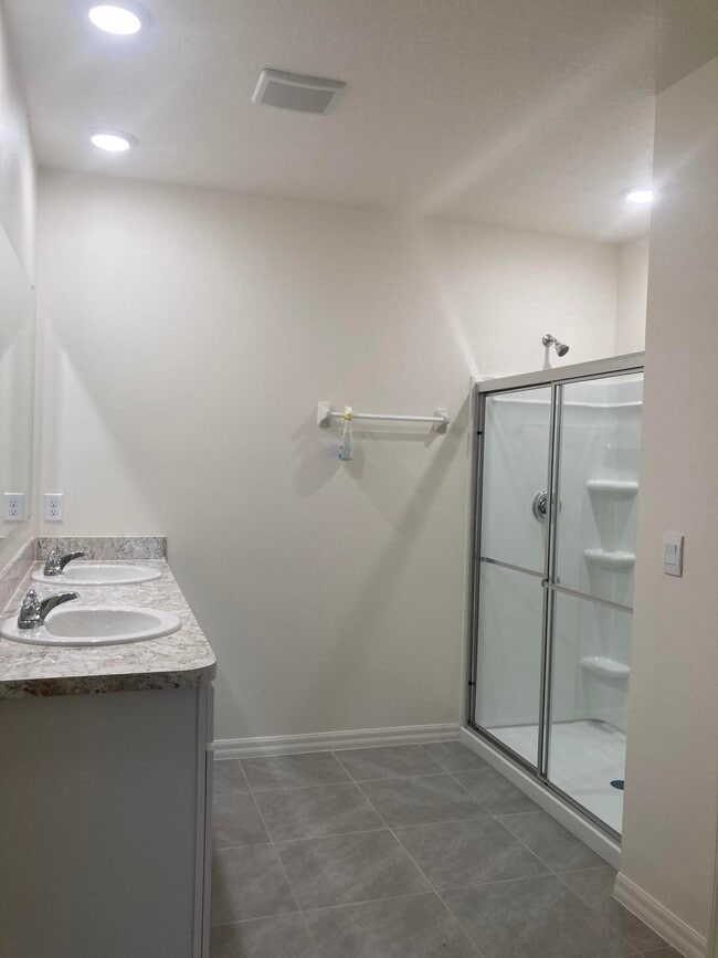 Photo - 1302 McFarland Dr