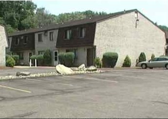 Primary Photo - Kellywood Manor