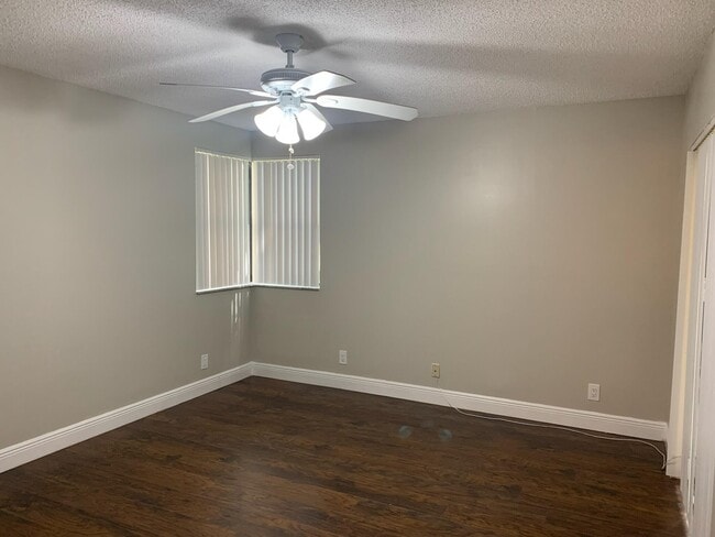 Photo - 5721 Riverside Dr Unidad 102b5