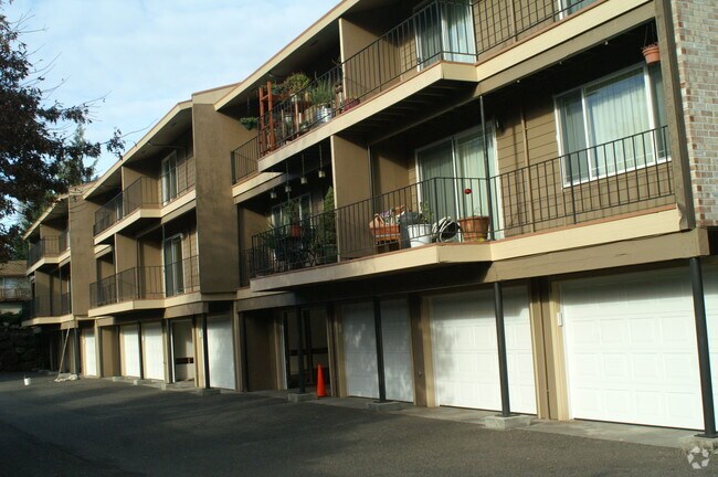 Photo - Fircrest Manor