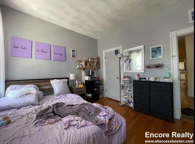 Photo - 120 Washington St Unidad 24-6