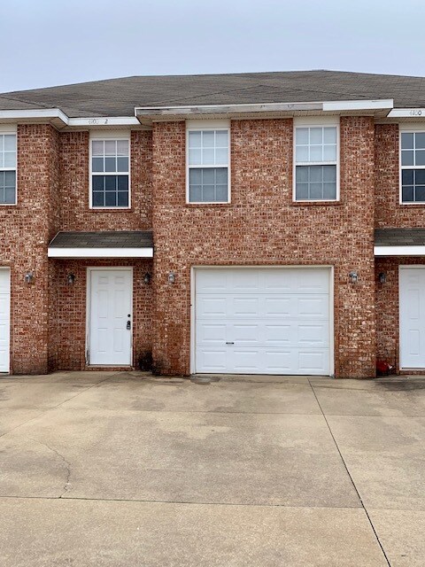 4100 SW Shadowrock Pl Unit 3