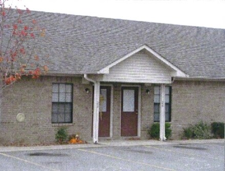 Photo - Warden Twin Lakes Apartments