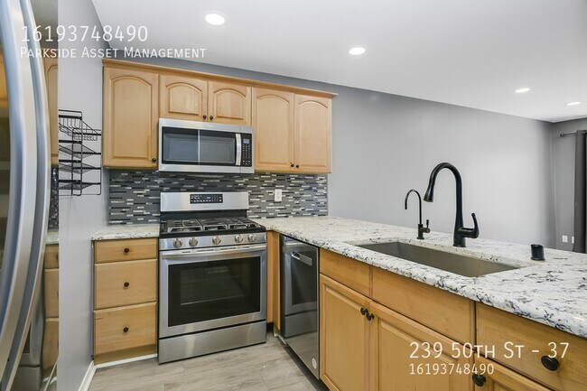 239 50th St