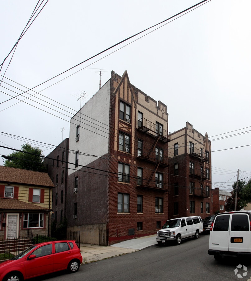 43-39 158th St - 43-39 158th St